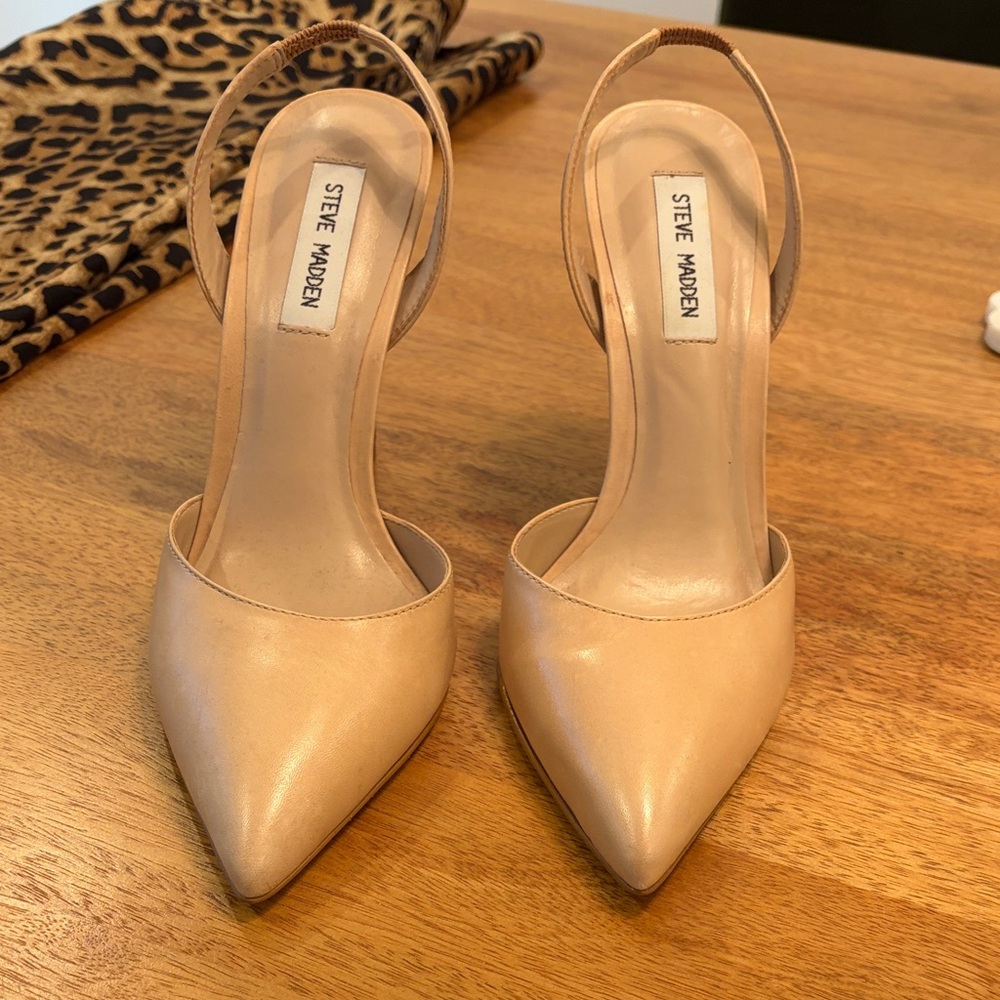 Steve Madden Women's Tan Pointed Slingback Heels